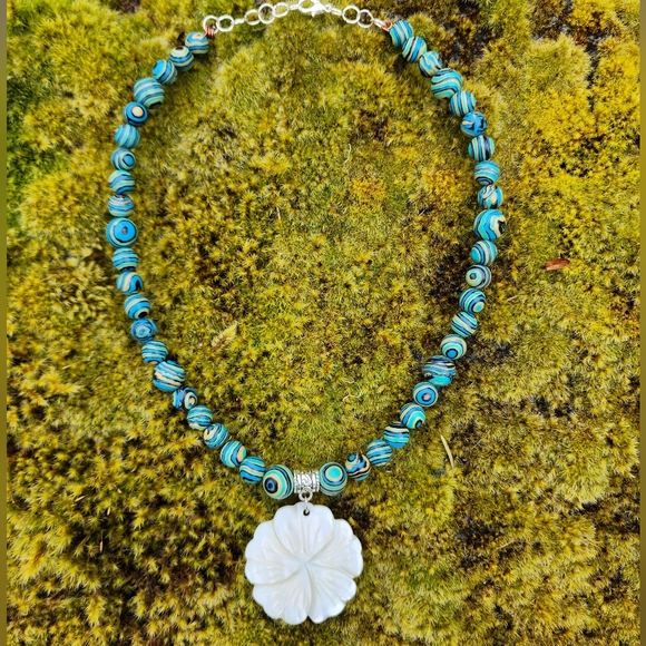 🐚 Shell wire necklace - Picture 7 of 7